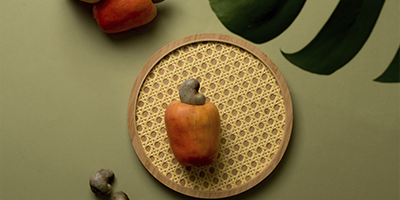 bandeja de bambu oikos com palha 20cm redonda m3