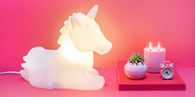luminaria abajur de led unicornio bivolt m1