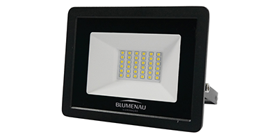 refletor blumenau led tech slim 30w preto bivolt m1