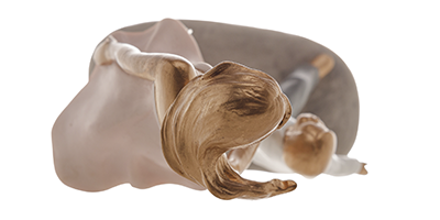 figura decorativa resina wolff mae e filho 27cm m1